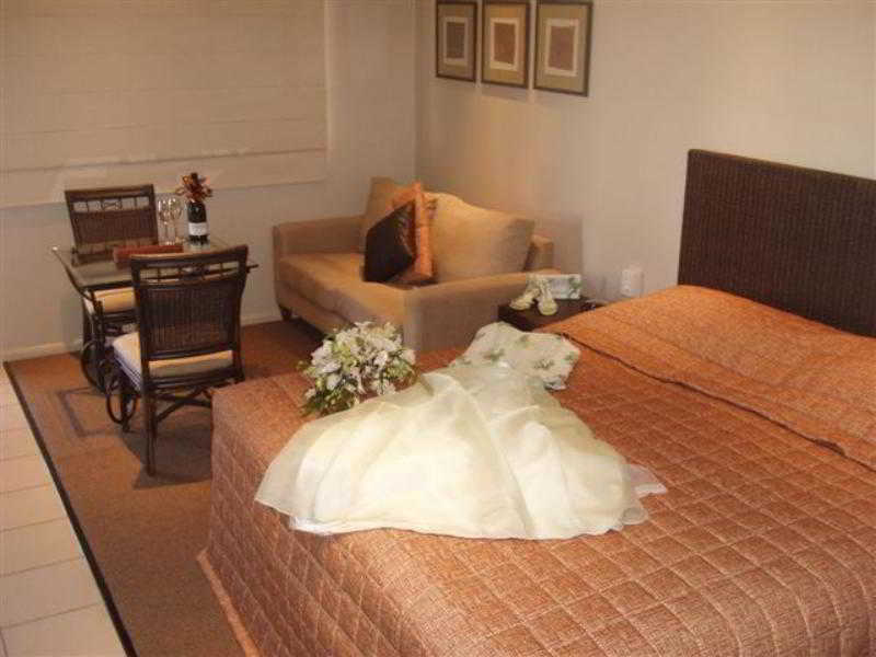 Best Western Bungil Creek Motel Рома Экстерьер фото