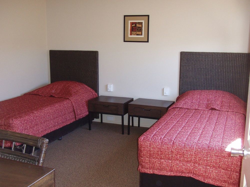 Best Western Bungil Creek Motel Рома Экстерьер фото